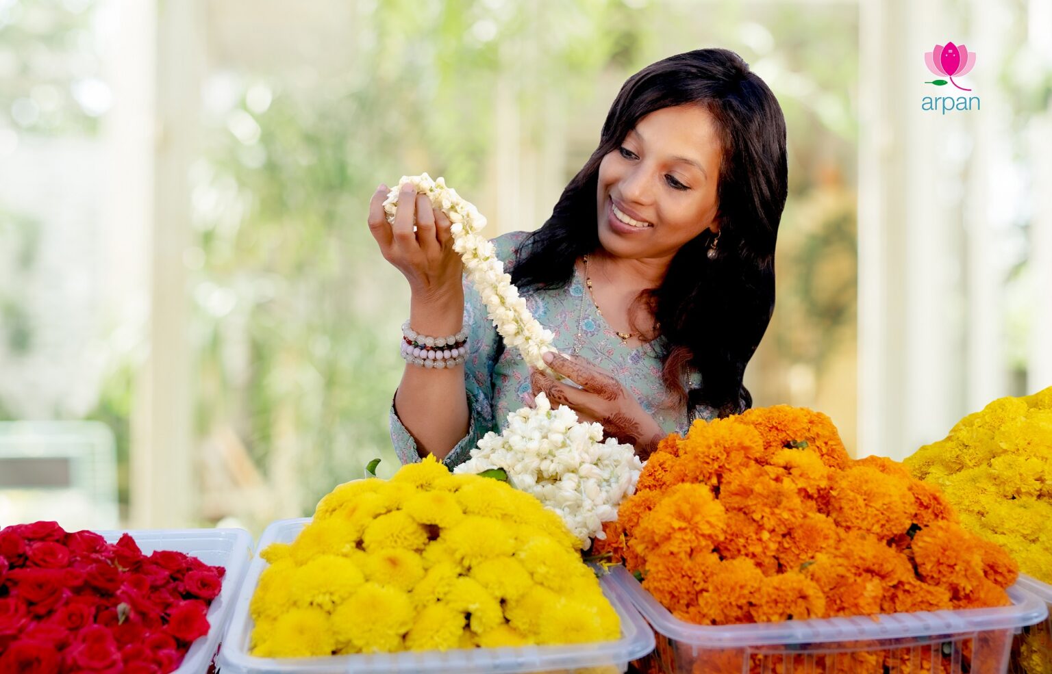 UAE’s only dynamic website for fresh Indian flowers Arpan